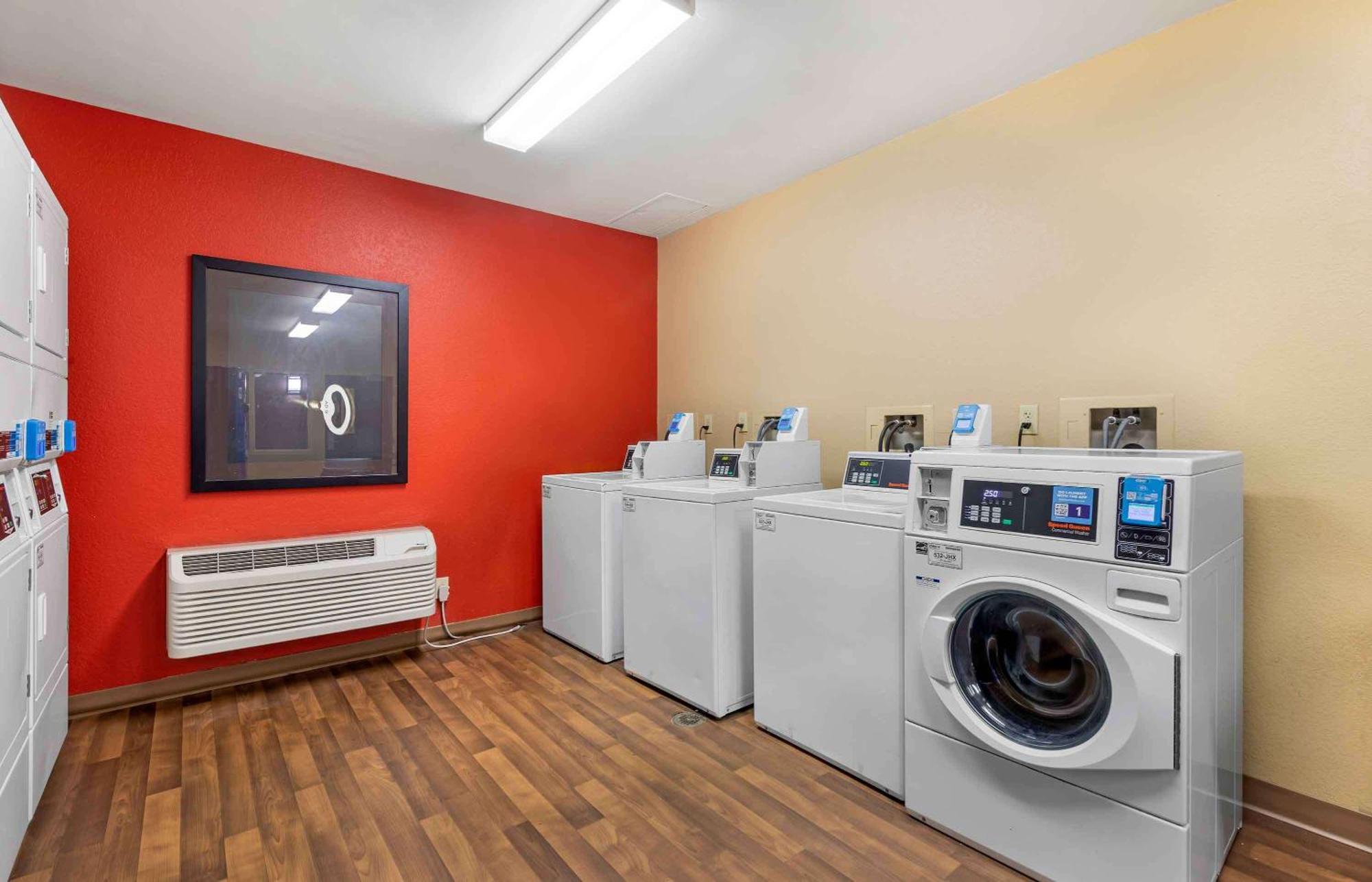 Extended Stay America Suites - Savannah - Midtown Ngoại thất bức ảnh