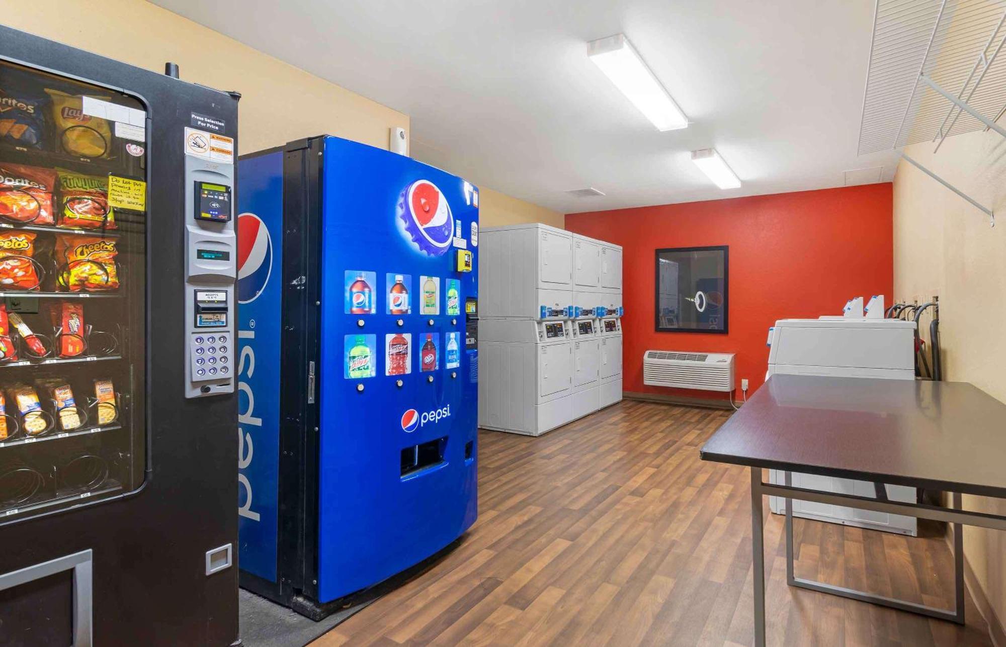 Extended Stay America Suites - Savannah - Midtown Ngoại thất bức ảnh