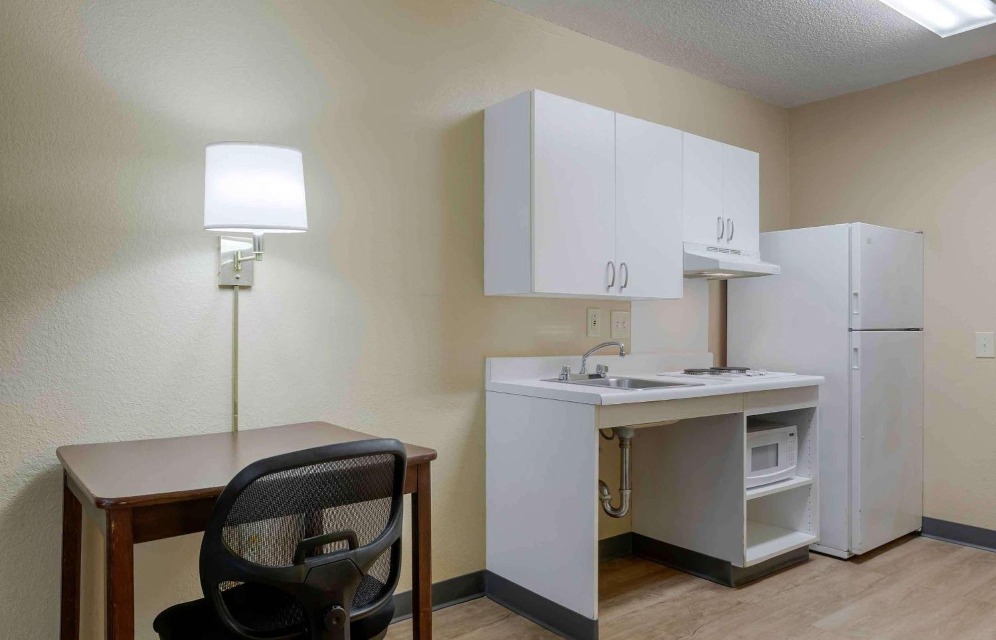 Extended Stay America Suites - Savannah - Midtown Ngoại thất bức ảnh
